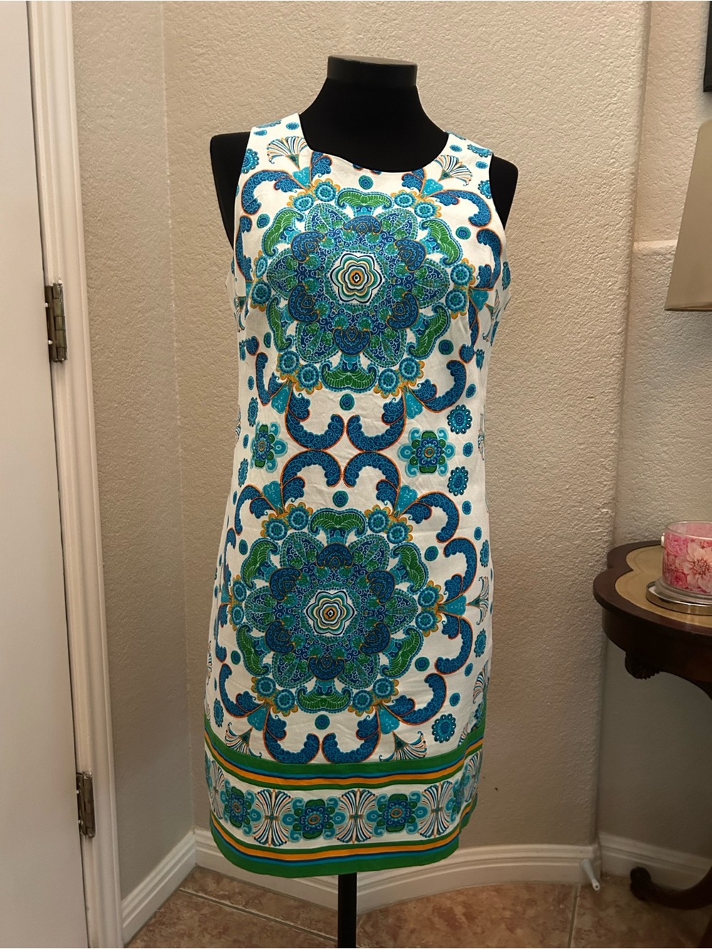 London Times White Midi Dress with Blue & Green Medallion Print. Size 10. NwtgS.